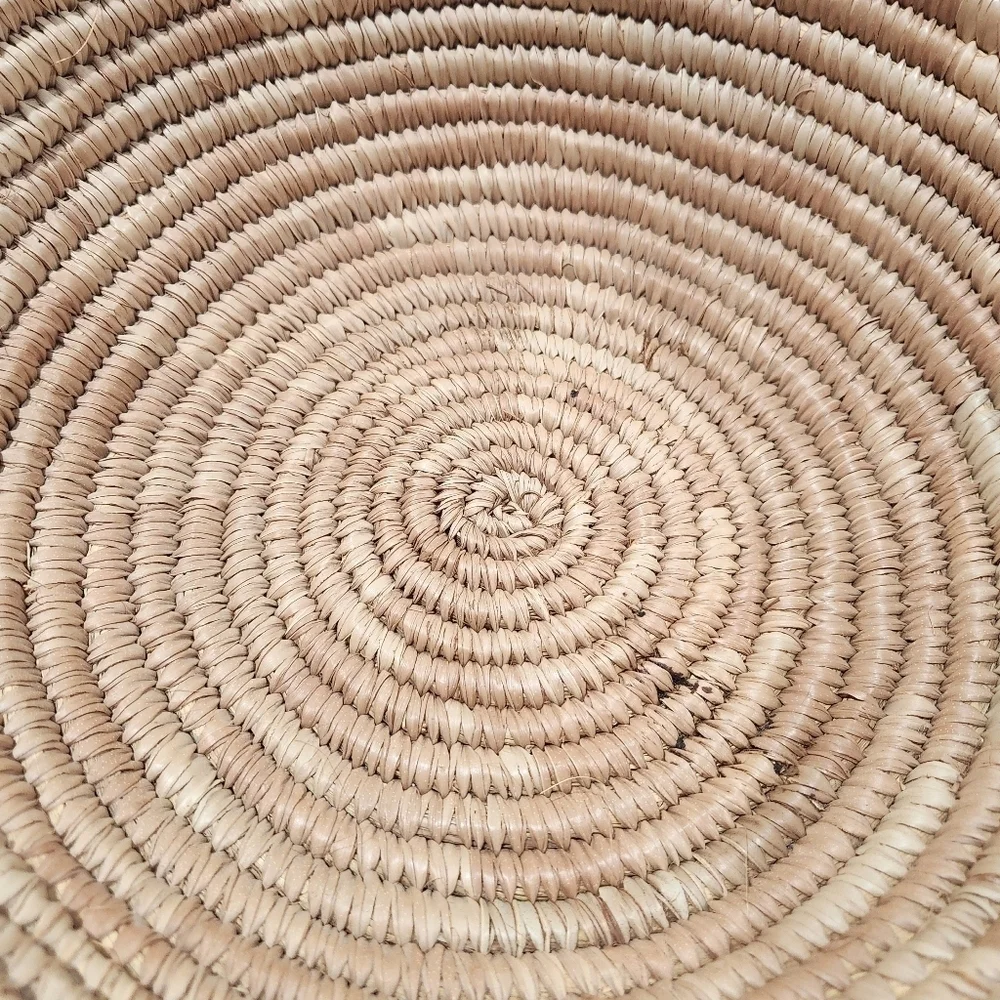 Boho Natural Woven Coiled Reed Grass Handmade Wall Art Decor And Basket - Picture 10 of 11